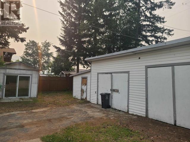 1275 4th Avenue, House detached with 3 bedrooms, 1 bathrooms and null parking in Valemount BC | Image 15