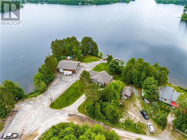 3251 E Hanmer Lake Road, House detached with 5 bedrooms, 2 bathrooms and null parking in Greater Sudbury ON | Image 6