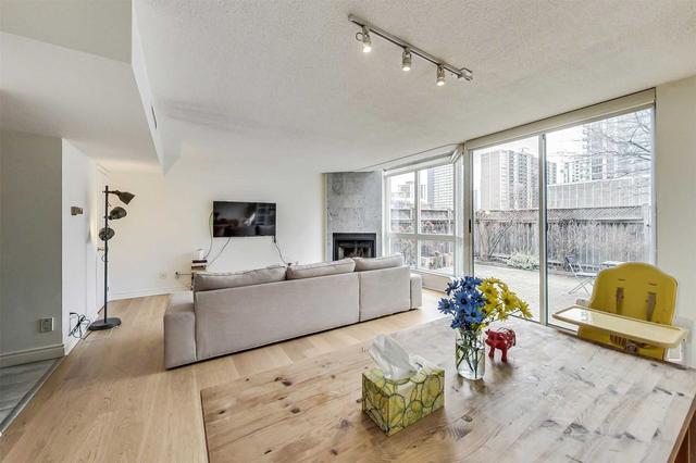 th5 - 11 Broadway Ave, Condo with 2 bedrooms, 2 bathrooms and 1 parking in Toronto ON | Image 34