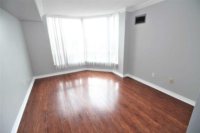 402 - 3 Hickory Tree Rd, Condo with 2 bedrooms, 2 bathrooms and 1 parking in Toronto ON | Image 10