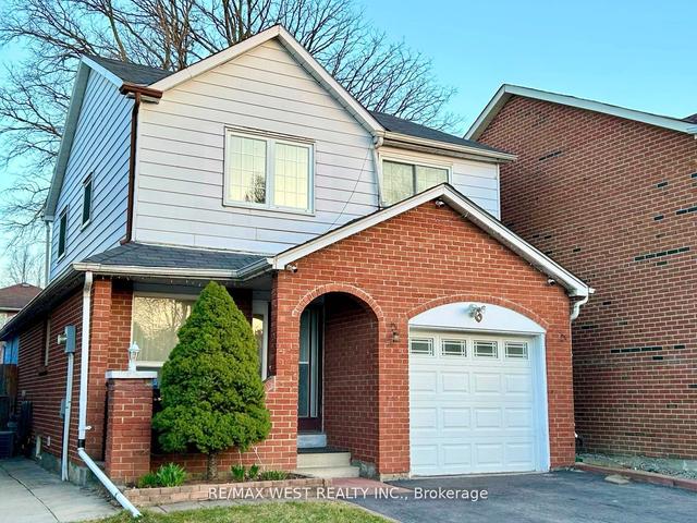 6 Bryant Crt, House detached with 3 bedrooms, 2 bathrooms and 5 parking in Brampton ON | Image 1