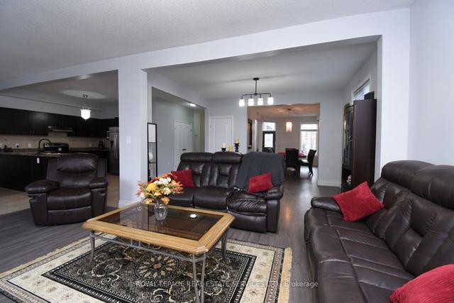 205 Lorenzo Dr, House detached with 4 bedrooms, 4 bathrooms and 5 parking in Hamilton ON | Image 38