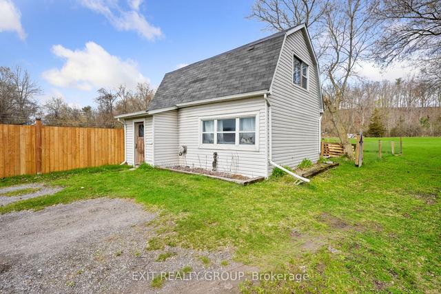 18224 Telephone Rd, House detached with 3 bedrooms, 2 bathrooms and 4 parking in Quinte West ON | Image 24