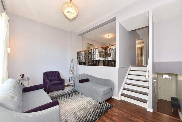 47 Briar Path, Townhouse with 3 bedrooms, 2 bathrooms and 2 parking in Brampton ON | Image 22