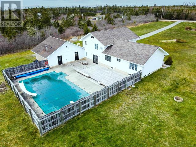 8201 Highway 3, House detached with 4 bedrooms, 2 bathrooms and null parking in Barrington NS | Image 1