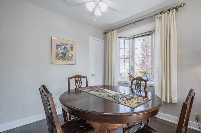 1 Glenwood Ave, House detached with 3 bedrooms, 2 bathrooms and 3 parking in Guelph ON | Image 2