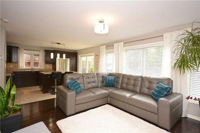 803 Rayner Crt, House detached with 4 bedrooms, 3 bathrooms and 2 parking in Milton ON | Image 11