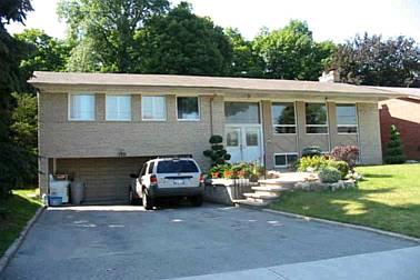 175 Grandravine Dr, House detached with 1 bedrooms, 1 bathrooms and 1 parking in Toronto ON | Image 1