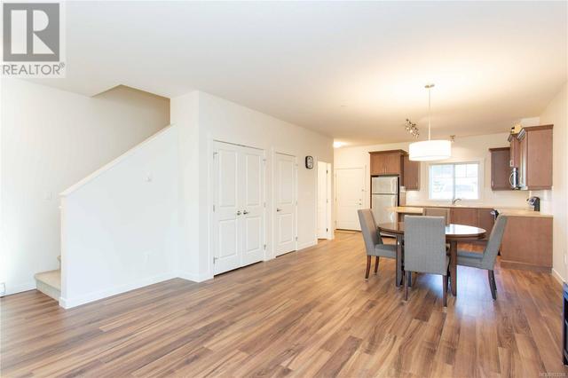 125 - 1720 Dufferin Cres, House attached with 3 bedrooms, 3 bathrooms and 2 parking in Nanaimo BC | Card Image