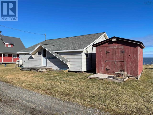 35 Strait View Lane, House detached with 3 bedrooms, 1 bathrooms and null parking in Cumberland, Subd. D NS | Image 26