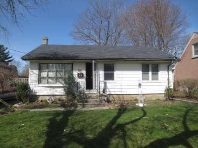 351 Stephen St, House detached with 3 bedrooms, 2 bathrooms and 2 parking in London ON | Image 1