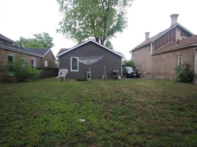 25 Park Ave, House detached with 2 bedrooms, 1 bathrooms and 3 parking in Brantford ON | Image 11