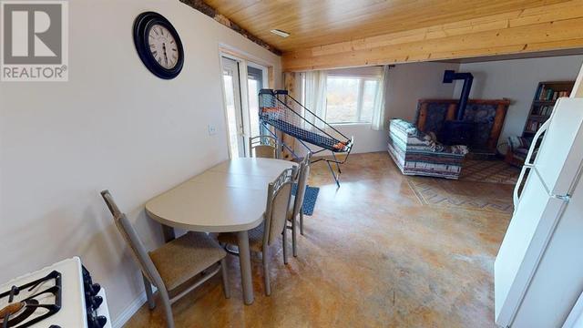 270067 Township Road 1, House detached with 4 bedrooms, 3 bathrooms and 8 parking in Cardston County AB | Image 37