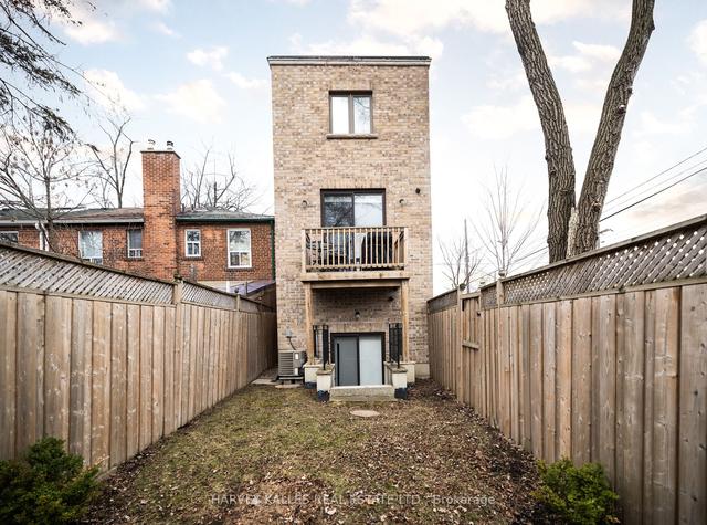 1 A Khedive Ave, House detached with 3 bedrooms, 4 bathrooms and 2 parking in Toronto ON | Image 16