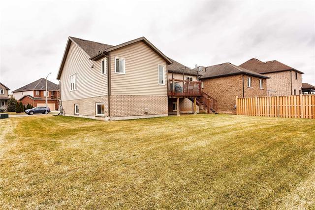 6611 Flora Crt, House detached with 3 bedrooms, 3 bathrooms and 8 parking in Niagara Falls ON | Image 25
