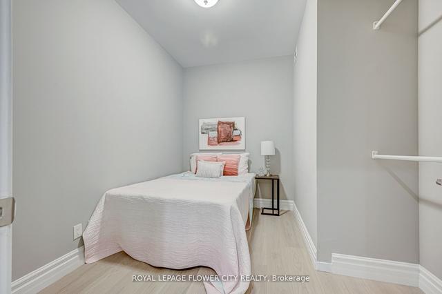 304 - 39 Jarvis St, Condo with 1 bedrooms, 2 bathrooms and 1 parking in Toronto ON | Image 8