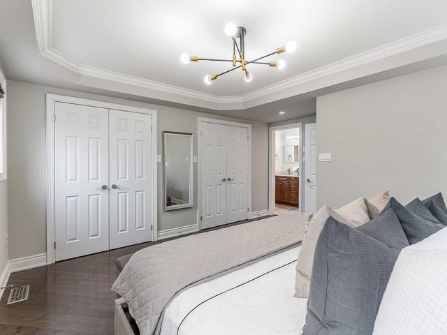 61b Bexhill Ave, House detached with 3 bedrooms, 4 bathrooms and 3 parking in Toronto ON | Image 16