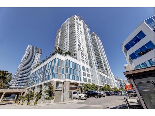 607 - 988 Quayside Drive, Condo with 1 bedrooms, 1 bathrooms and null parking in New Westminster BC | Card Image