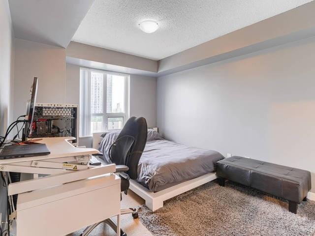 626 - 2 Eva Rd, Condo with 2 bedrooms, 2 bathrooms and 1 parking in Toronto ON | Image 3