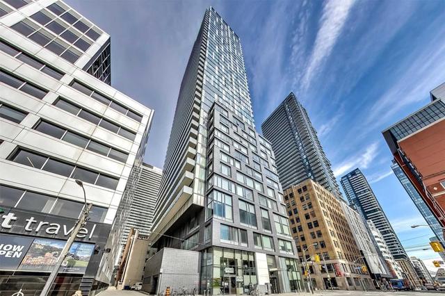 1212 - 101 Peter St, Condo with 1 bedrooms, 1 bathrooms and 0 parking in Toronto ON | Image 1