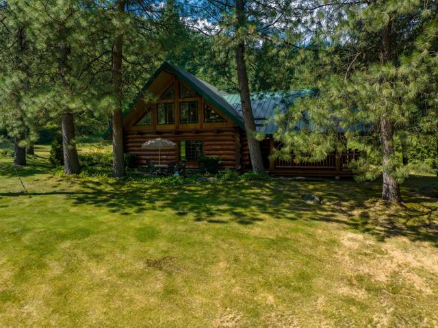 3150 Hanna Creek Road, House detached with 2 bedrooms, 2 bathrooms and null parking in Kootenay Boundary B BC | Image 60