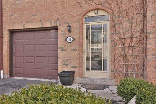 62 John St, House attached with 2 bedrooms, 1 bathrooms and 2 parking in Oakville ON | Image 2