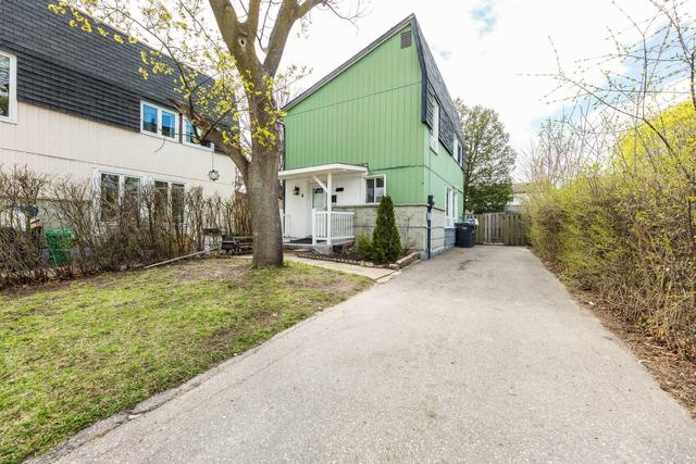 8 Juliana Sq, House detached with 3 bedrooms, 2 bathrooms and 4 parking in Brampton ON | Image 22