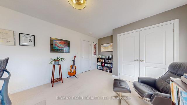 251 Mickleburgh Dr, House detached with 4 bedrooms, 3 bathrooms and 6 parking in Newmarket ON | Image 24
