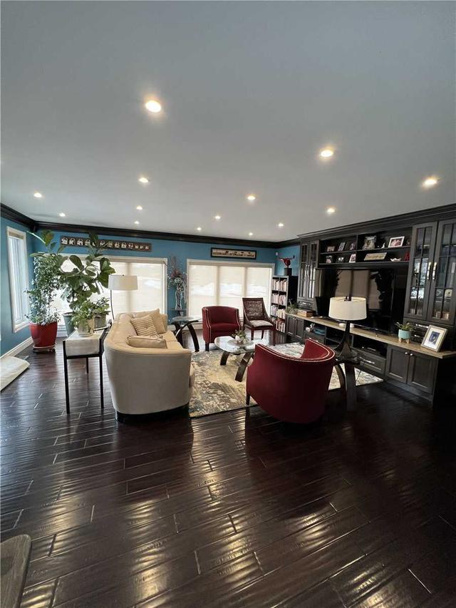 11801 Cold Creek Rd, House detached with 3 bedrooms, 4 bathrooms and 22 parking in Vaughan ON | Image 16