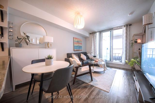 215 - 27 Rean Dr, Condo with 1 bedrooms, 2 bathrooms and 1 parking in Toronto ON | Image 3
