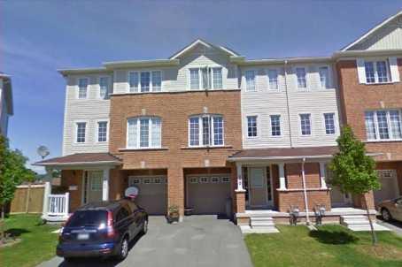 870 Bourne Cres, House attached with 3 bedrooms, 2 bathrooms and 1 parking in Oshawa ON | Image 1