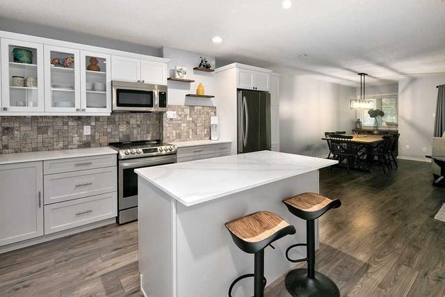545 Oxbow Cres, Townhouse with 3 bedrooms, 3 bathrooms and 1 parking in Collingwood ON | Image 33