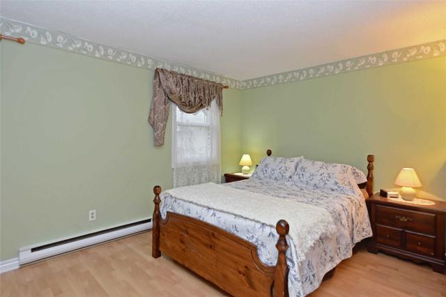 31 - 450 Bristol Cres, Townhouse with 3 bedrooms, 1 bathrooms and 1 parking in Oshawa ON | Image 19