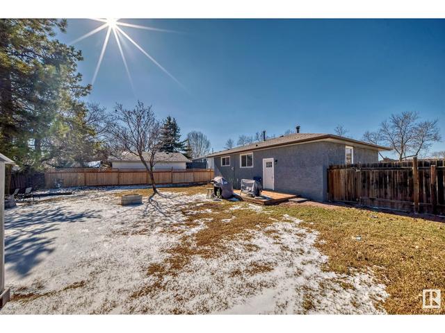 74 Akins Dr, House detached with 3 bedrooms, 2 bathrooms and 3 parking in St. Albert AB | Image 36