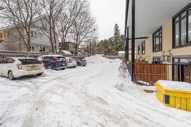 31 Springfield Road, House attached with 2 bedrooms, 2 bathrooms and 1 parking in Ottawa ON | Image 24