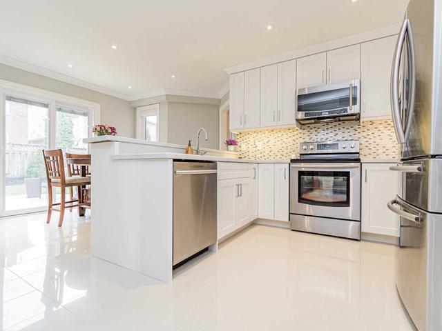 1233 Creekside Dr, House detached with 4 bedrooms, 4 bathrooms and 4 parking in Oakville ON | Image 7