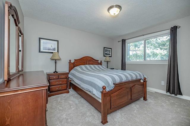 61 Oakridge Dr, House detached with 4 bedrooms, 5 bathrooms and 6 parking in Barrie ON | Image 11