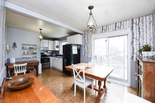 108 Robinwood Cres, House detached with 2 bedrooms, 1 bathrooms and 4 parking in Milton ON | Image 8