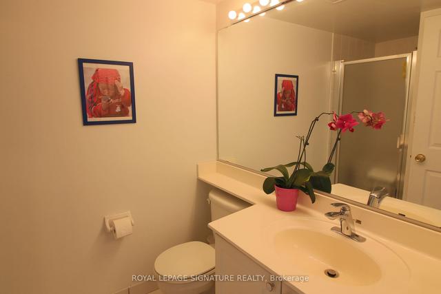 2210 - 8 Hillcrest Ave, Condo with 2 bedrooms, 2 bathrooms and 1 parking in Toronto ON | Image 22