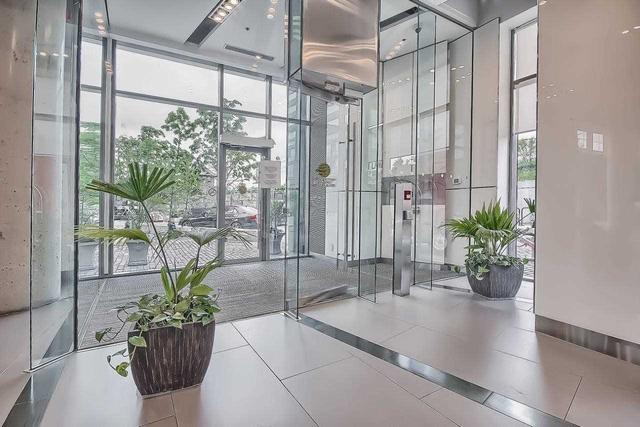 2002 - 70 Distillery Lane, Condo with 2 bedrooms, 2 bathrooms and 1 parking in Toronto ON | Image 34