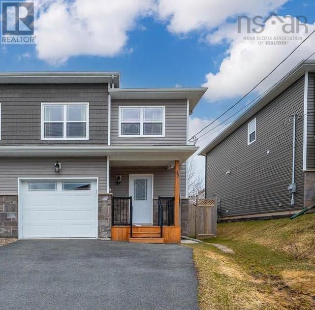 31 Concorde Way, House semidetached with 3 bedrooms, 3 bathrooms and null parking in East Hants NS | Image 1