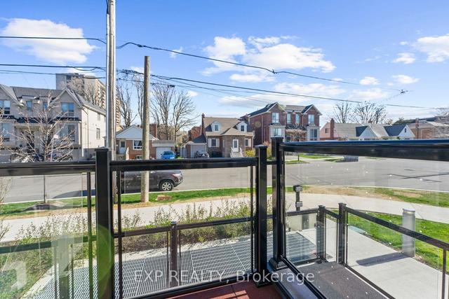 5 - 16 Marquette Ave, Townhouse with 2 bedrooms, 2 bathrooms and 1 parking in Toronto ON | Image 17