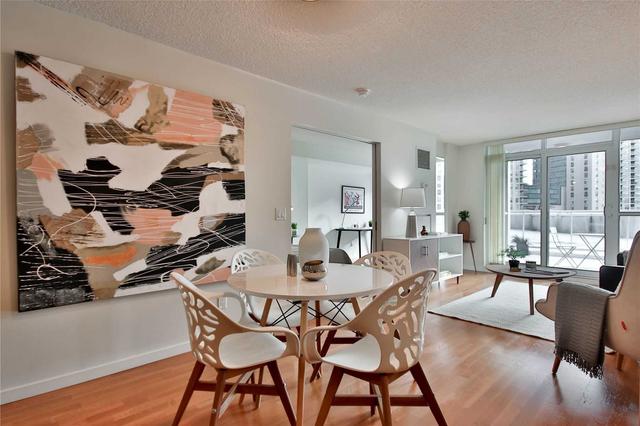 404 - 208 Queens Quay W, Condo with 1 bedrooms, 2 bathrooms and 1 parking in Toronto ON | Image 27
