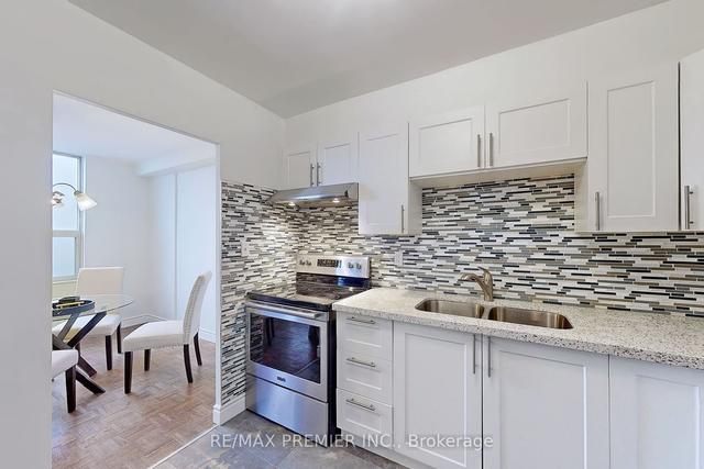 909 - 20 Edgecliffe Gfwy, Condo with 3 bedrooms, 2 bathrooms and 1 parking in Toronto ON | Image 4