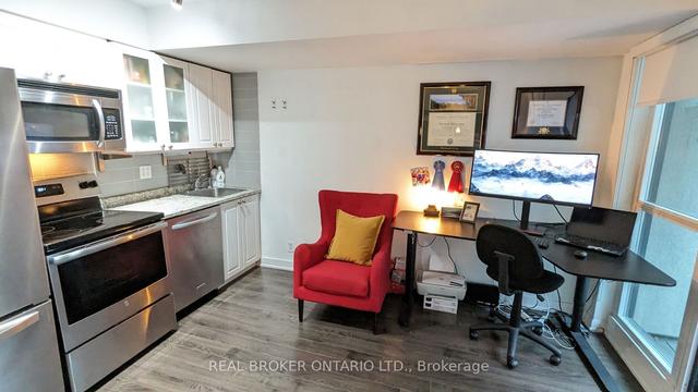 529 - 600 Fleet St, Condo with 0 bedrooms, 1 bathrooms and 0 parking in Toronto ON | Image 3