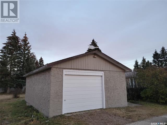 402 4th Street, House detached with 2 bedrooms, 1 bathrooms and null parking in Medstead SK | Image 23