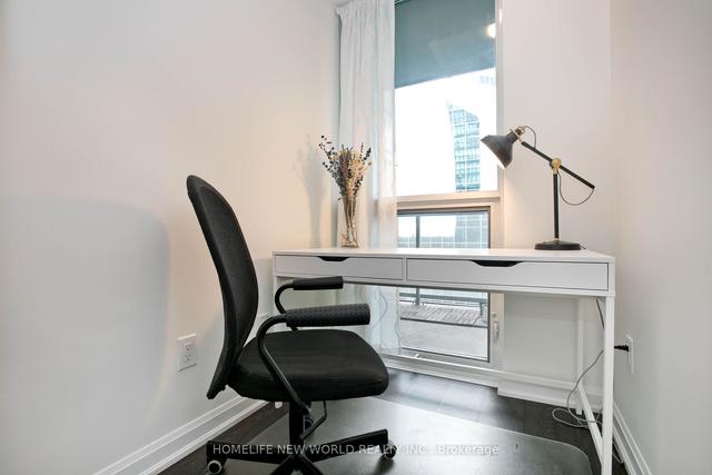 2108 - 11 Bogert Ave, Condo with 2 bedrooms, 2 bathrooms and 1 parking in Toronto ON | Image 11