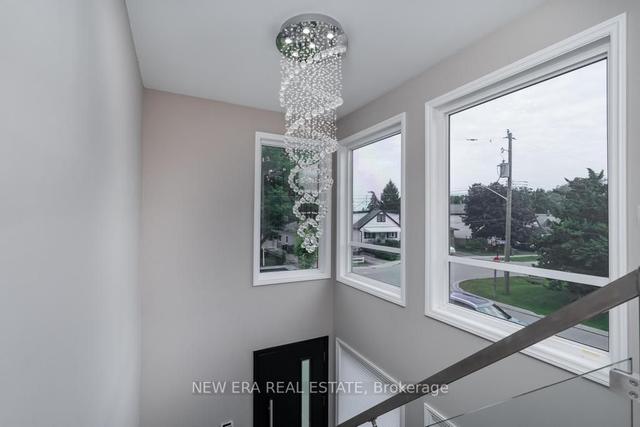 1090 Meredith Ave, House detached with 4 bedrooms, 5 bathrooms and 3 parking in Mississauga ON | Image 10