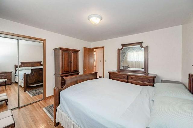 2282 King St E, House detached with 3 bedrooms, 2 bathrooms and 5 parking in Hamilton ON | Image 13