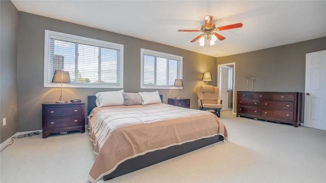 41 Blackmere Cres, House detached with 3 bedrooms, 4 bathrooms and 4 parking in Brampton ON | Image 2
